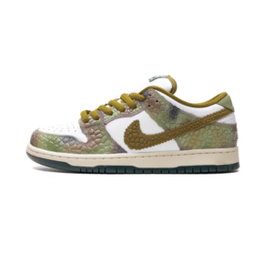 SB Dunk Low Chamaleon 1